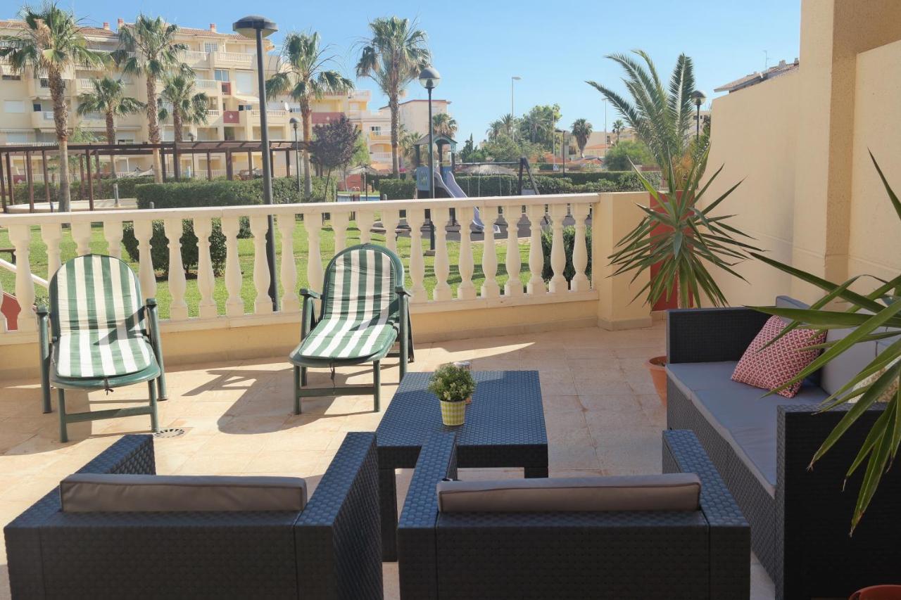 Las Marinas Grand Terrace Дения Екстериор снимка