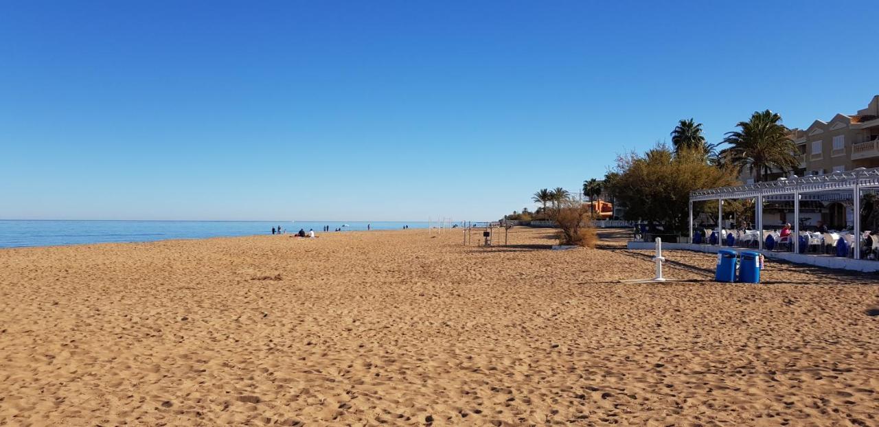 Las Marinas Grand Terrace Дения Екстериор снимка